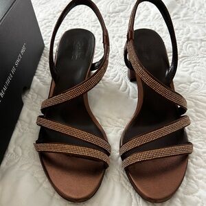 Size 8 Naturalizer dressy strap sandals